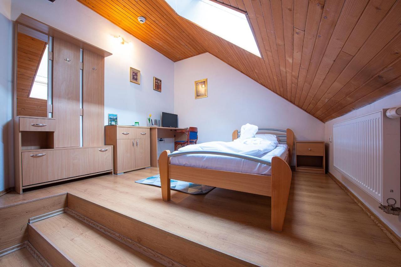 Hotel Penzion Familia Poprad Zewnętrze zdjęcie