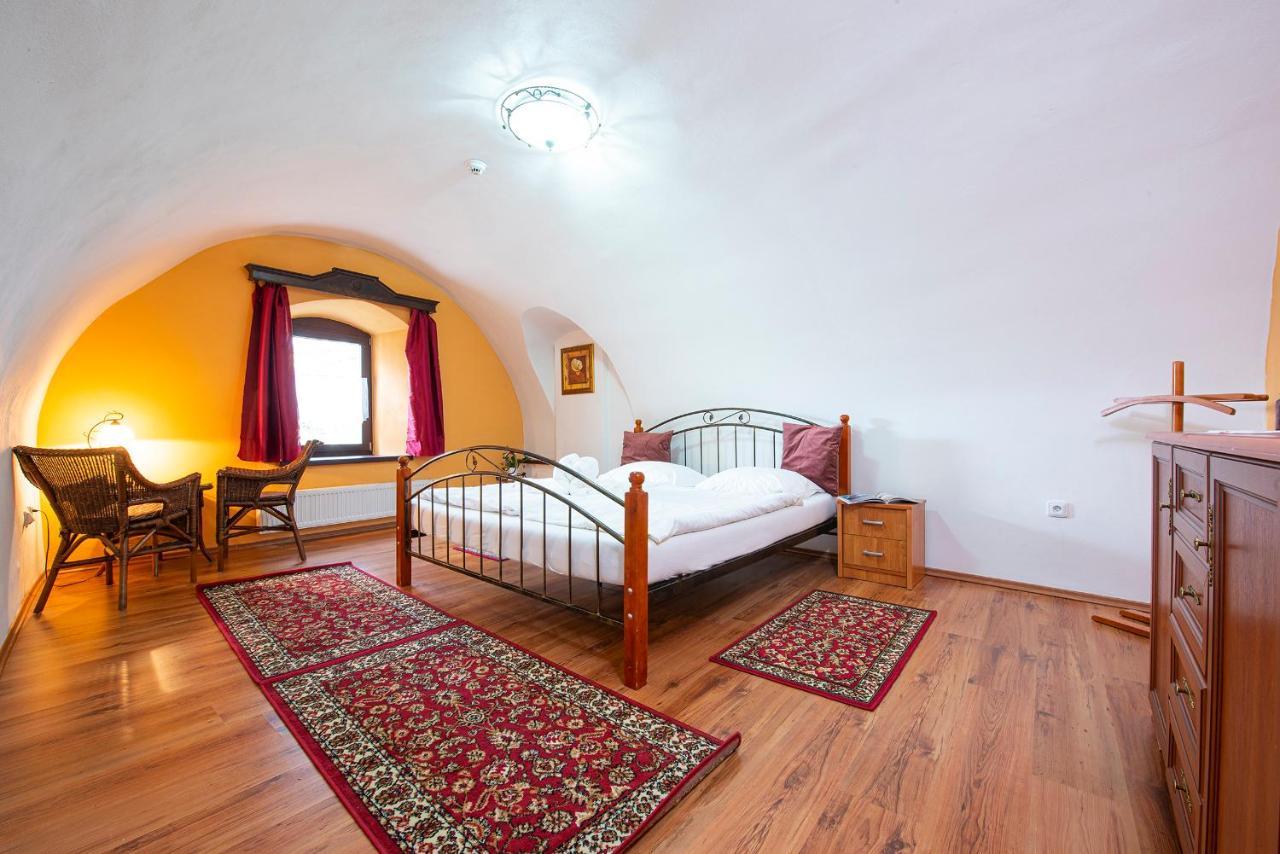 Hotel Penzion Familia Poprad Zewnętrze zdjęcie